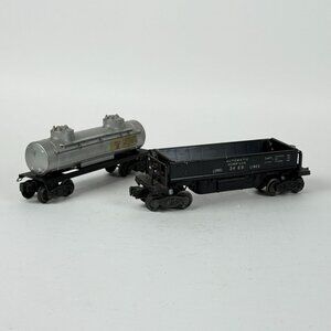 Lionel 3469 Automatic Coal Dump Car & Oil Tanker Vintage Train Cars